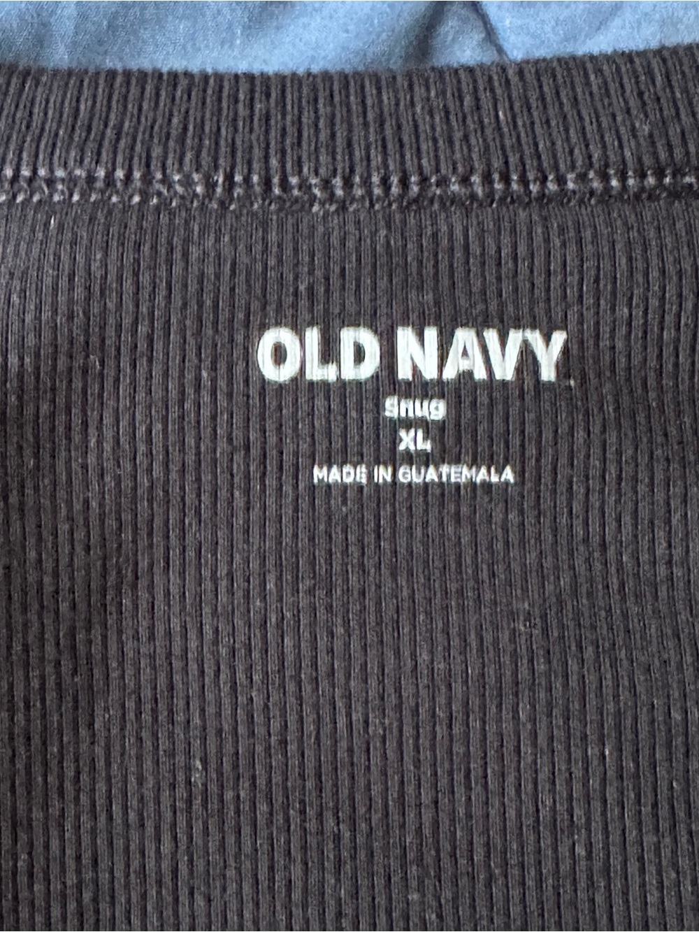 Old Navy Black V-Neck Tank Top - Picture 3 of 3